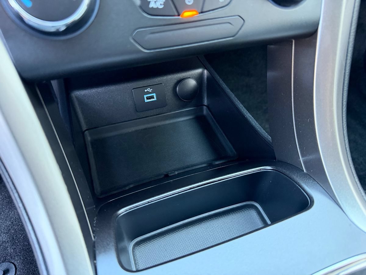 Used 2018 Ford Fusion S FWD image 17