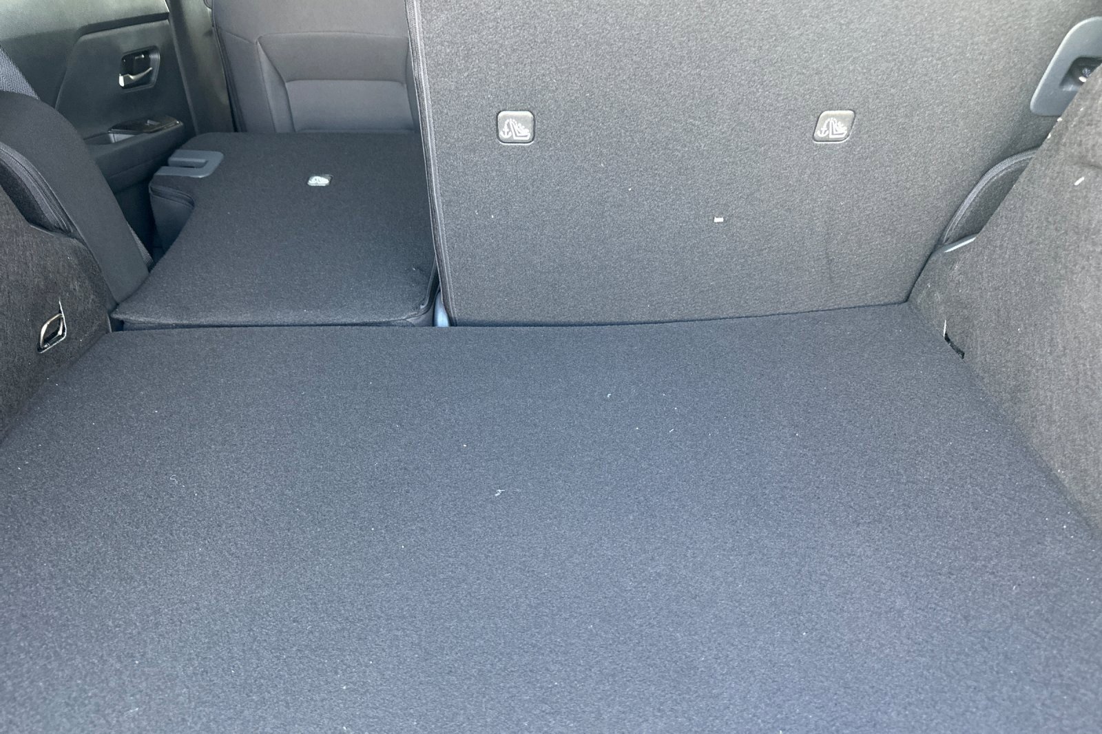 New 2025 Nissan Kicks SV image 12