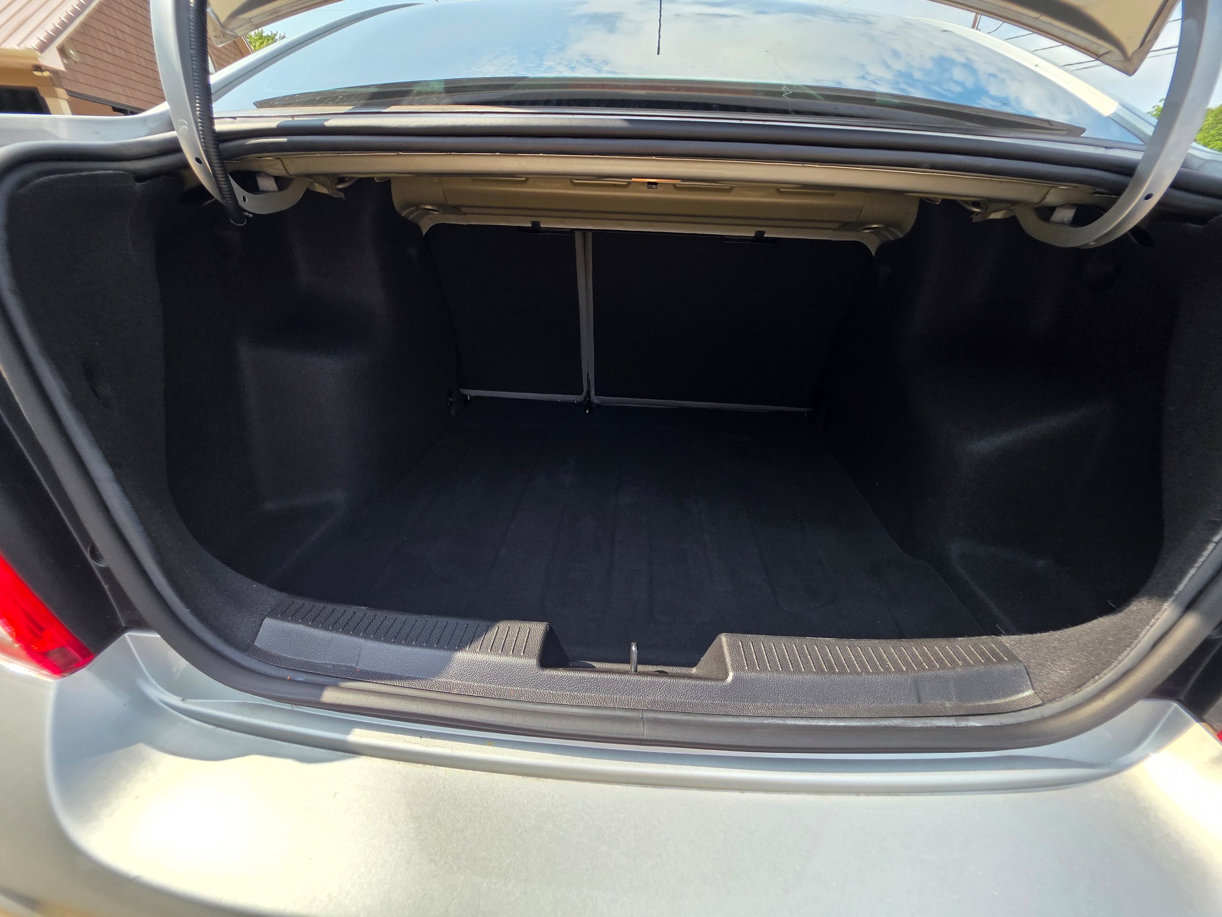 Used 2020 Chevrolet Sonic LS FWD image 22