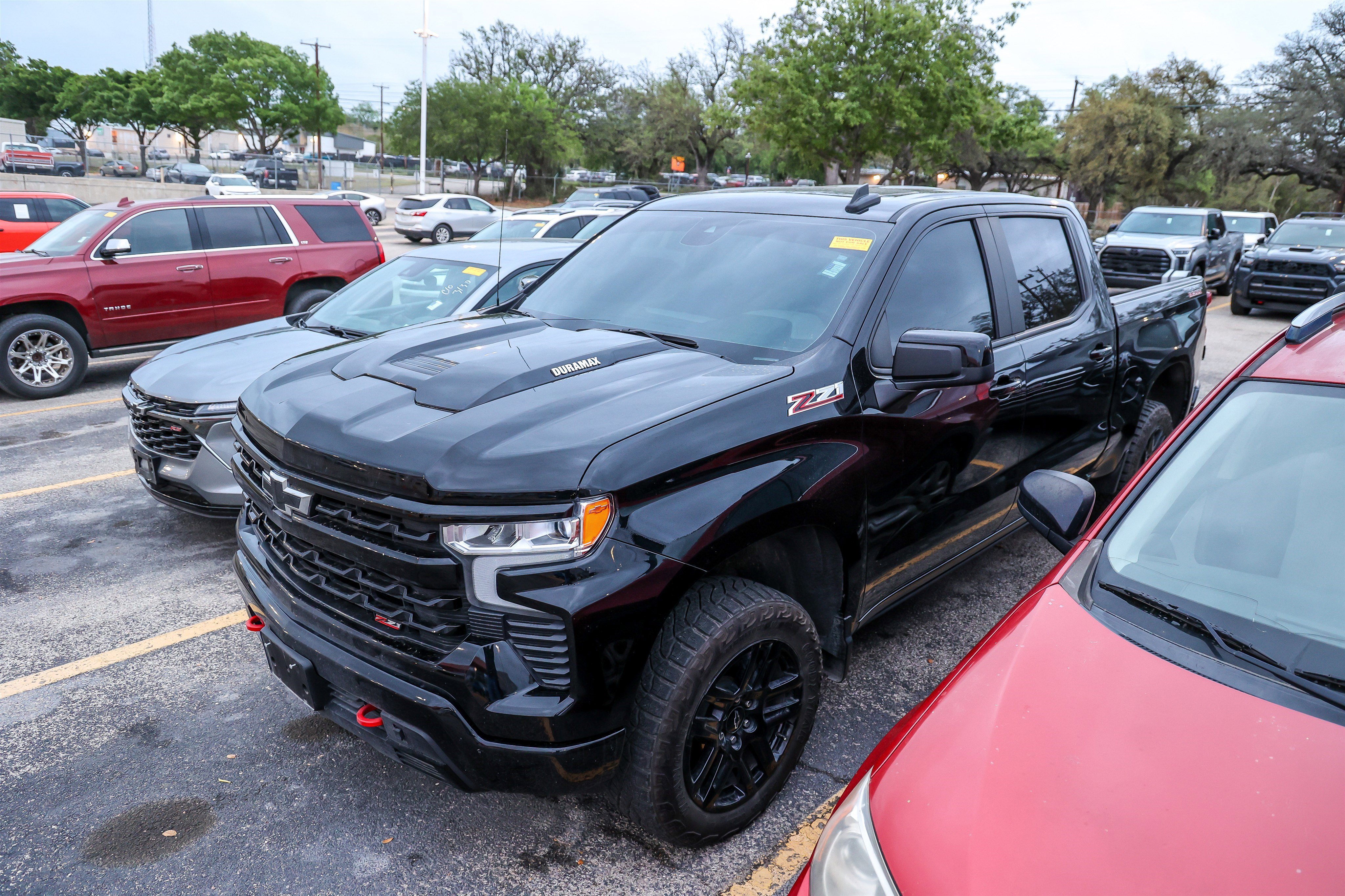 Used 2024 Chevrolet Silverado 1500 LT Trail Boss w/ Convenience Package II image 3
