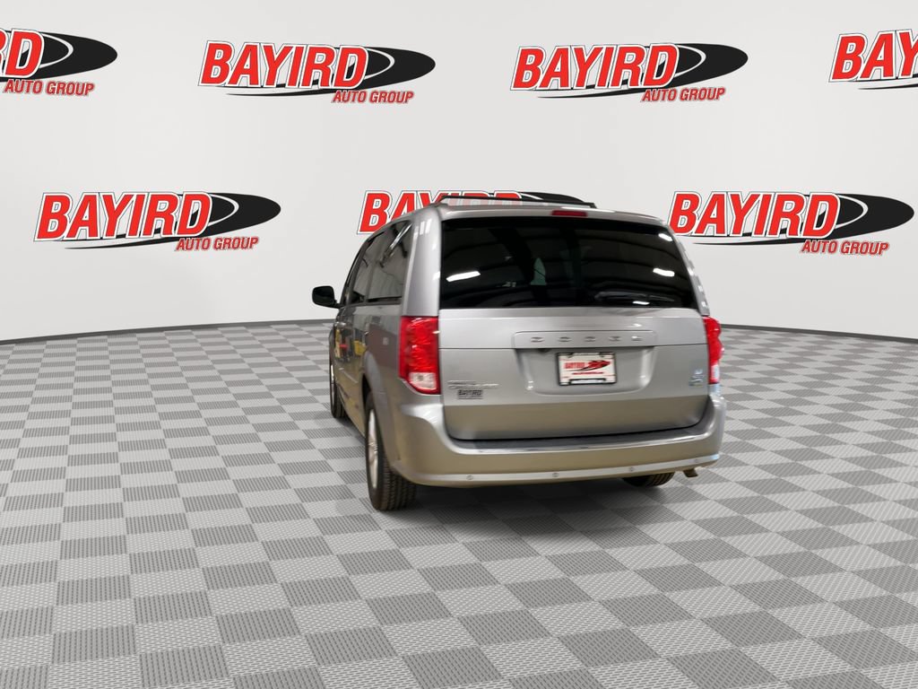 Used 2016 Dodge Grand Caravan SXT w/ Rear Park Assist Package FWD image 7