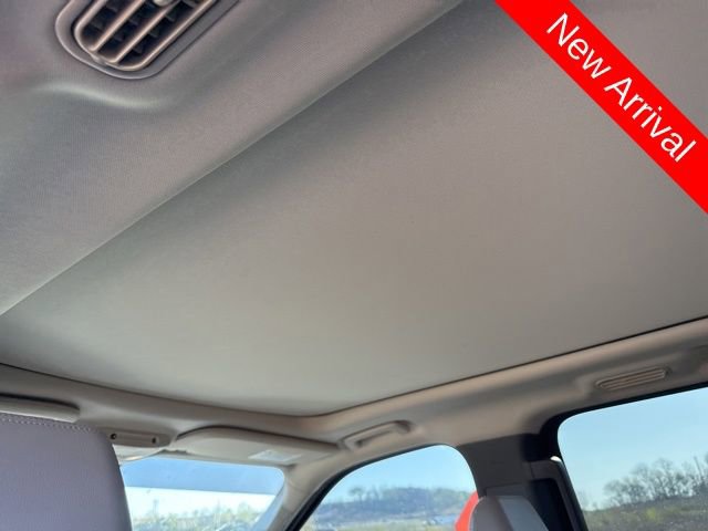 Used 2021 Ford Expedition XLT image 11