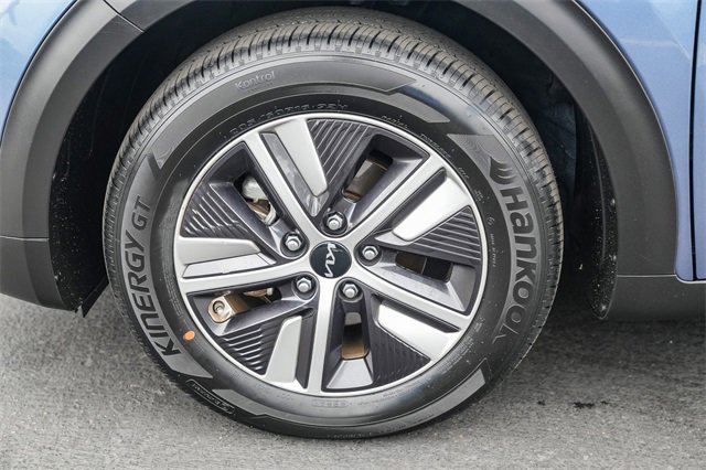 Certified 2022 Kia Niro EX Premium image 11