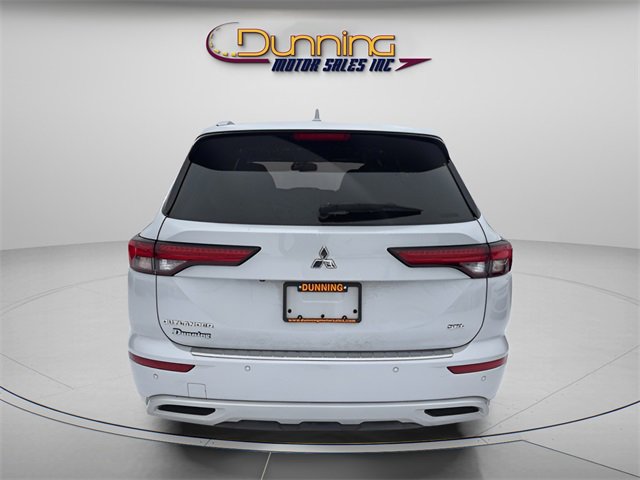 Used 2022 Mitsubishi Outlander SEL image 3