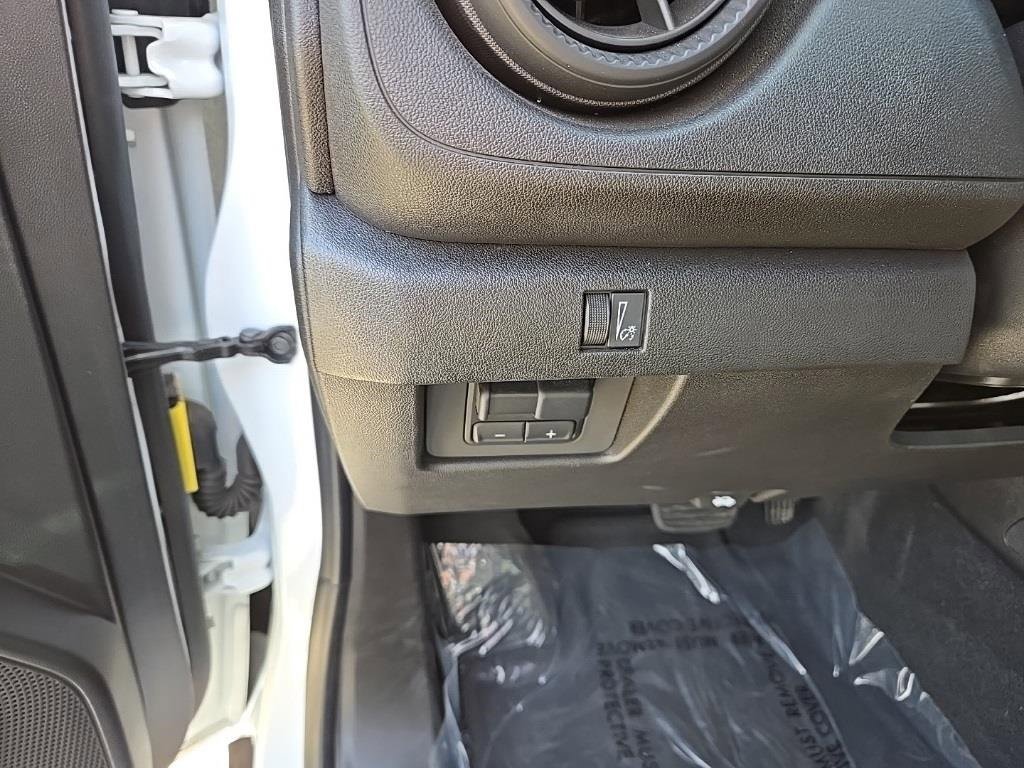 Used 2024 Chevrolet Colorado Trail Boss w/ Advanced Trailering Package image 14