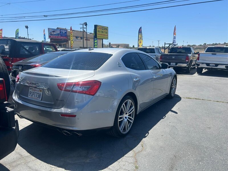 Used 2017 Maserati Ghibli RWD image 19