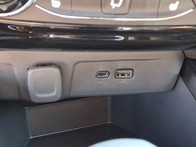 New 2026 Chevrolet Trax RS w/ Driver Confidence Package FWD image 17