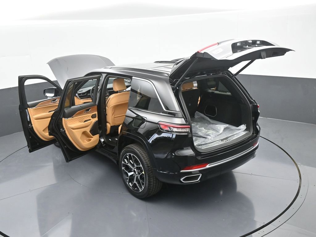 New 2025 Jeep Grand Cherokee Summit image 70