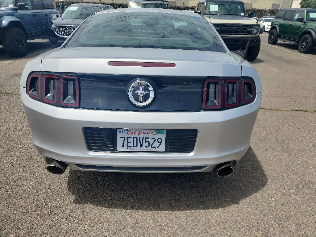 Used 2014 Ford Mustang Coupe RWD image 11