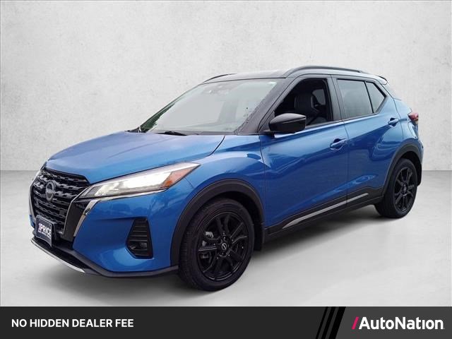 Used 2023 Nissan Kicks SR w/ SR Premium Package FWD image 1