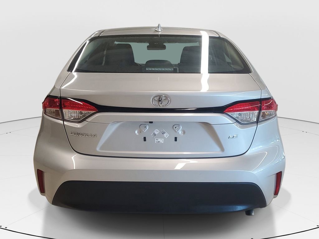 Used 2024 Toyota Corolla LE image 6