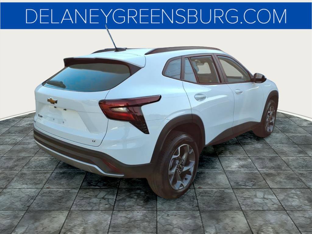 Certified 2025 Chevrolet Trax LT image 3