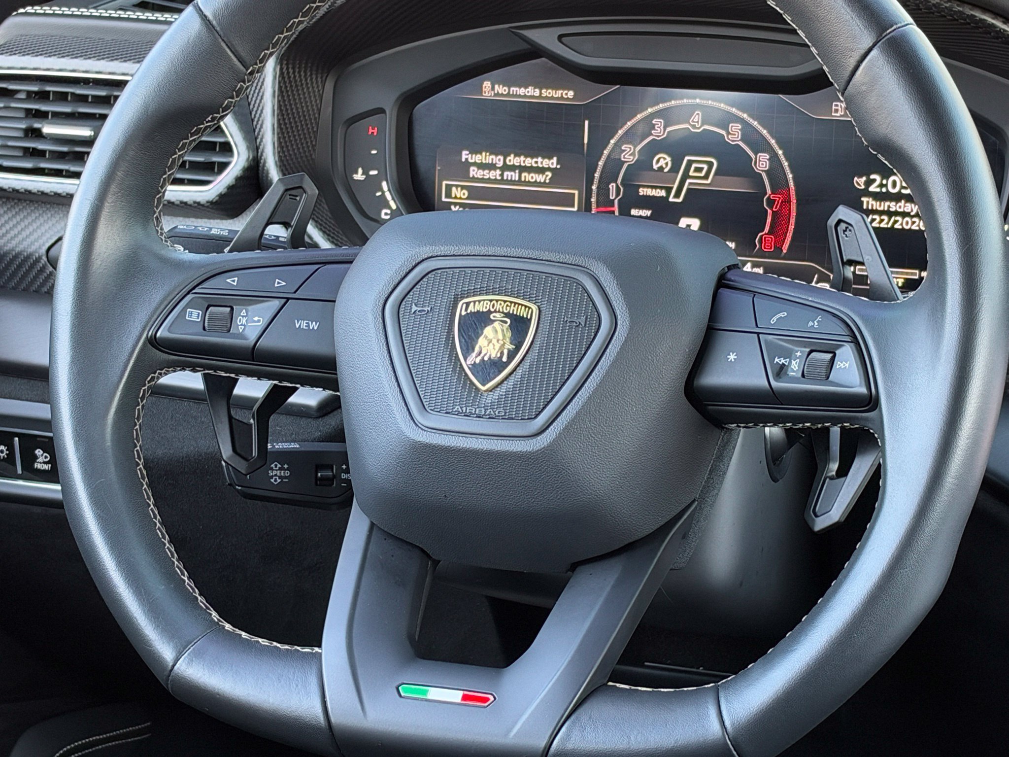 Used 2023 Lamborghini Urus Performante AWD/4WD image 29