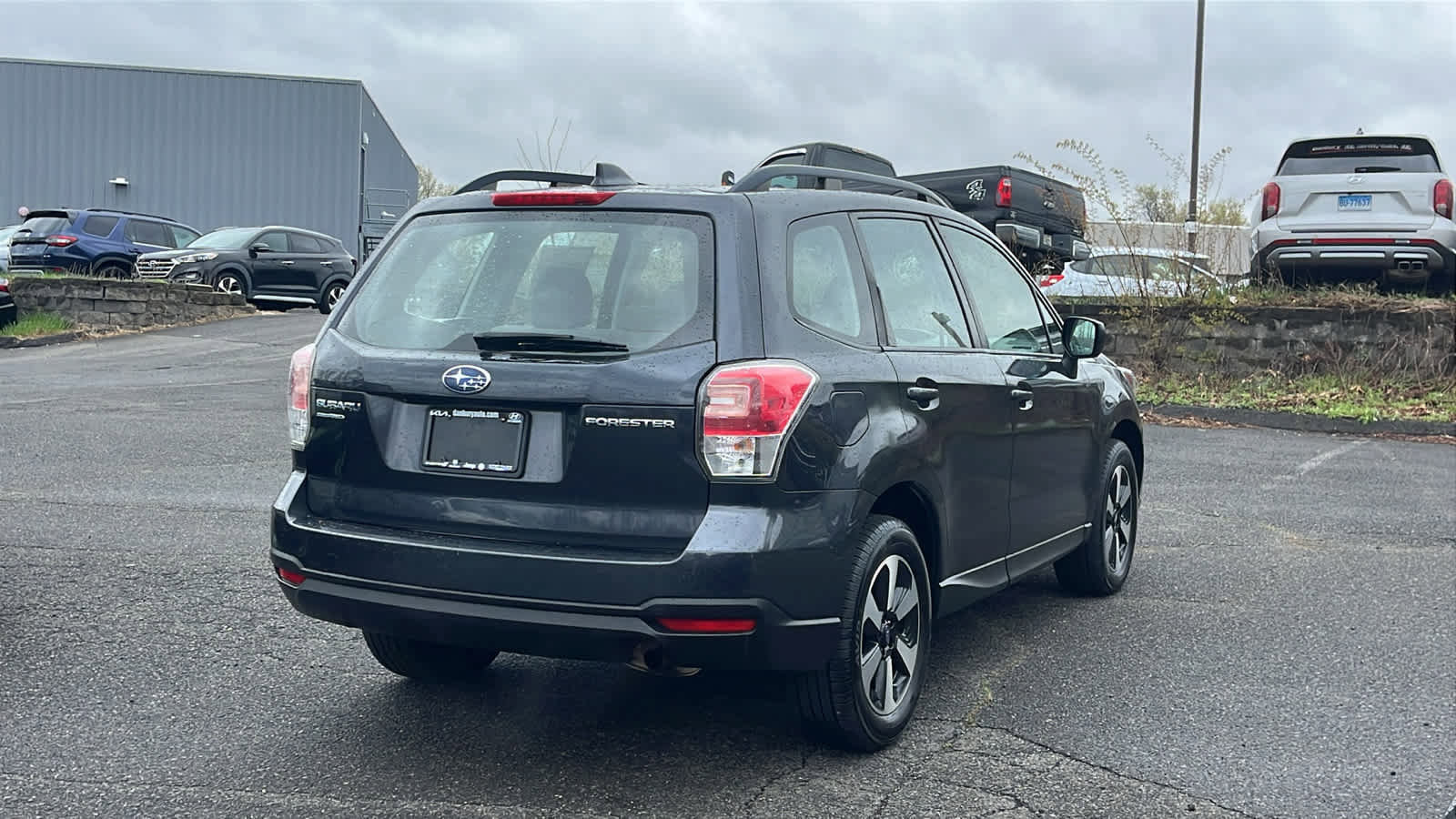 Used 2018 Subaru Forester 2.5i w/ Alloy Wheel Package AWD/4WD image 4