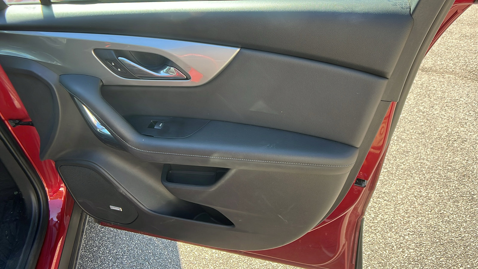 Used 2019 Chevrolet Blazer LT w/ Sound & Technology Package image 19