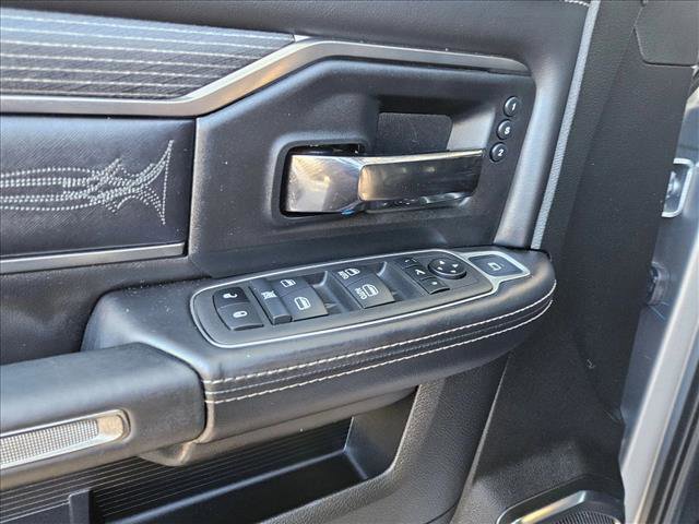Used 2022 RAM 2500 Limited AWD/4WD image 7