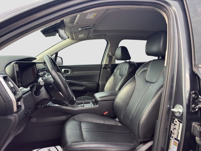 Used 2021 Kia Sorento S w/ Panoramic Sunroof Package image 9