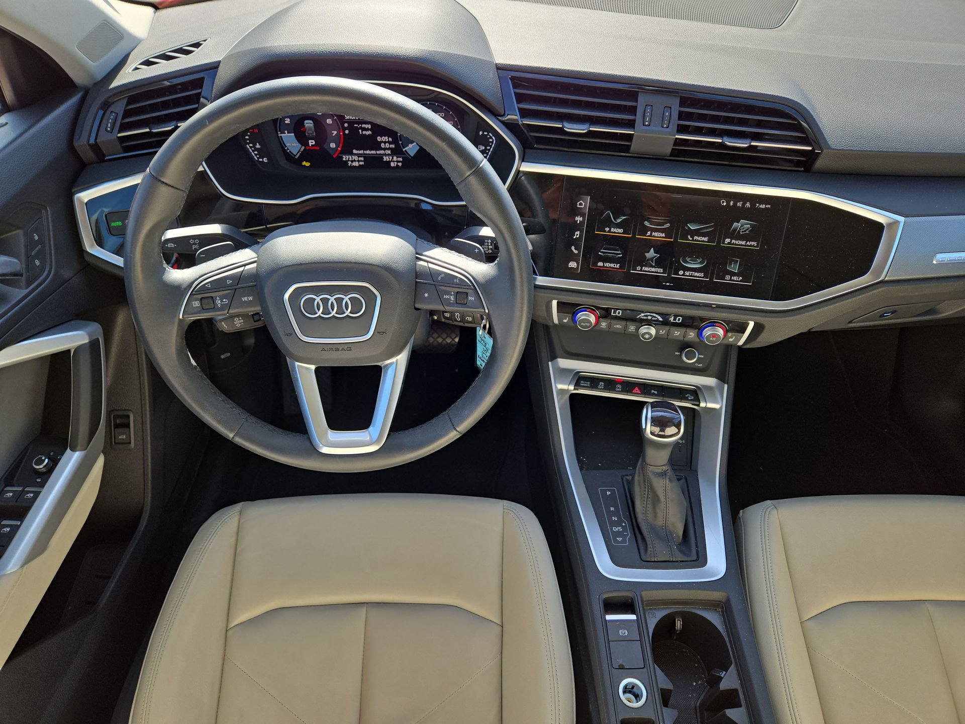 Certified 2025 Audi Q3 2.0T Premium AWD/4WD image 14