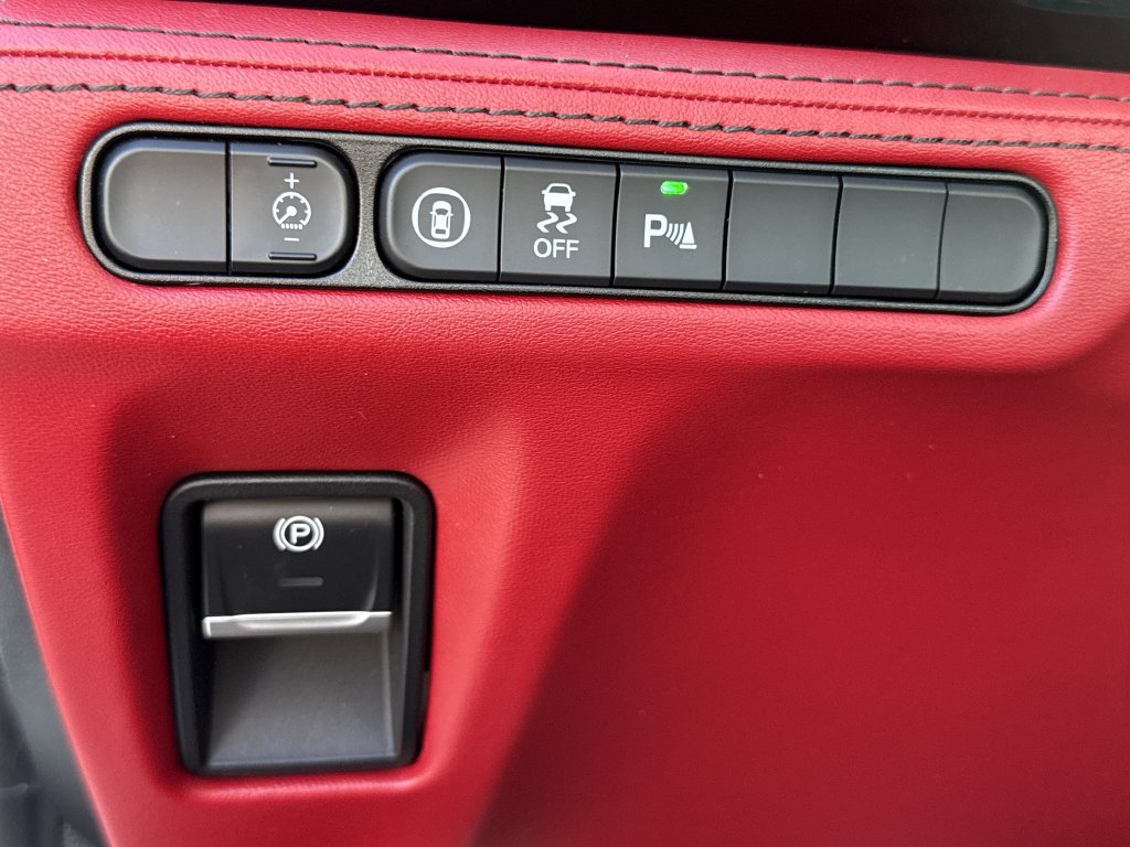 Used 2022 Acura MDX A-Spec AWD/4WD image 26
