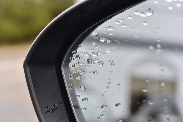 Certified 2025 Nissan Rogue SV image 10