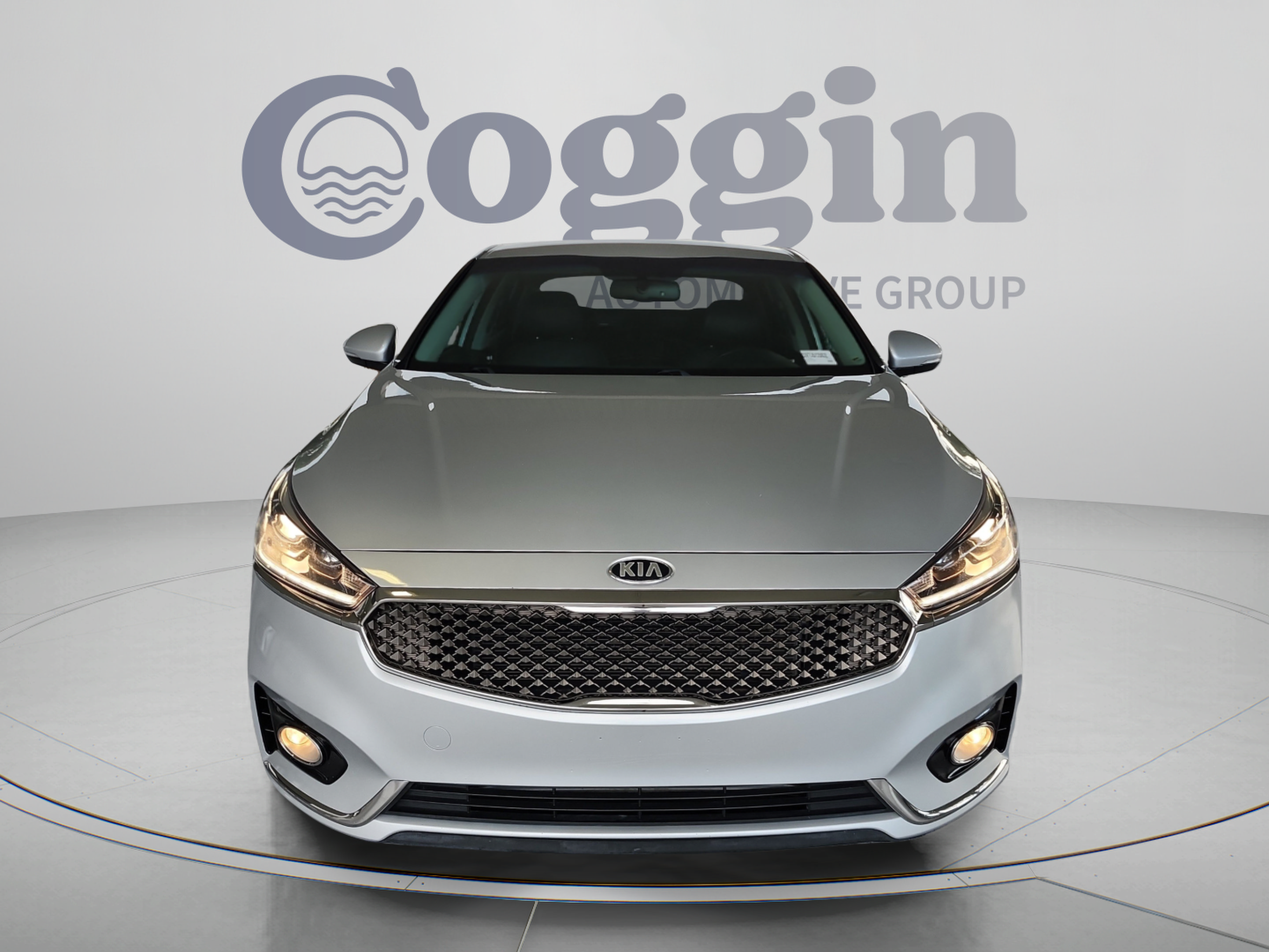 Used 2018 Kia Cadenza Premium FWD image 8