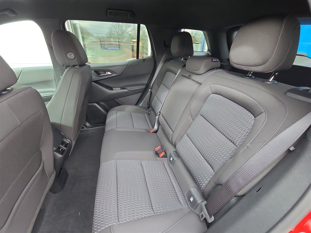 New 2026 Chevrolet Equinox LT w/ Midnight Edition image 24