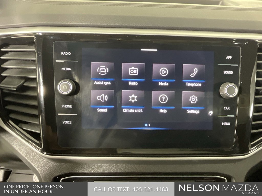 Used 2023 Volkswagen Atlas Cross Sport SE image 34