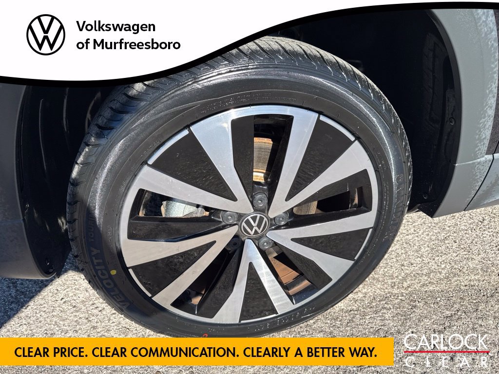 Certified 2023 Volkswagen Taos SE w/ Panoramic Sunroof Package FWD image 13
