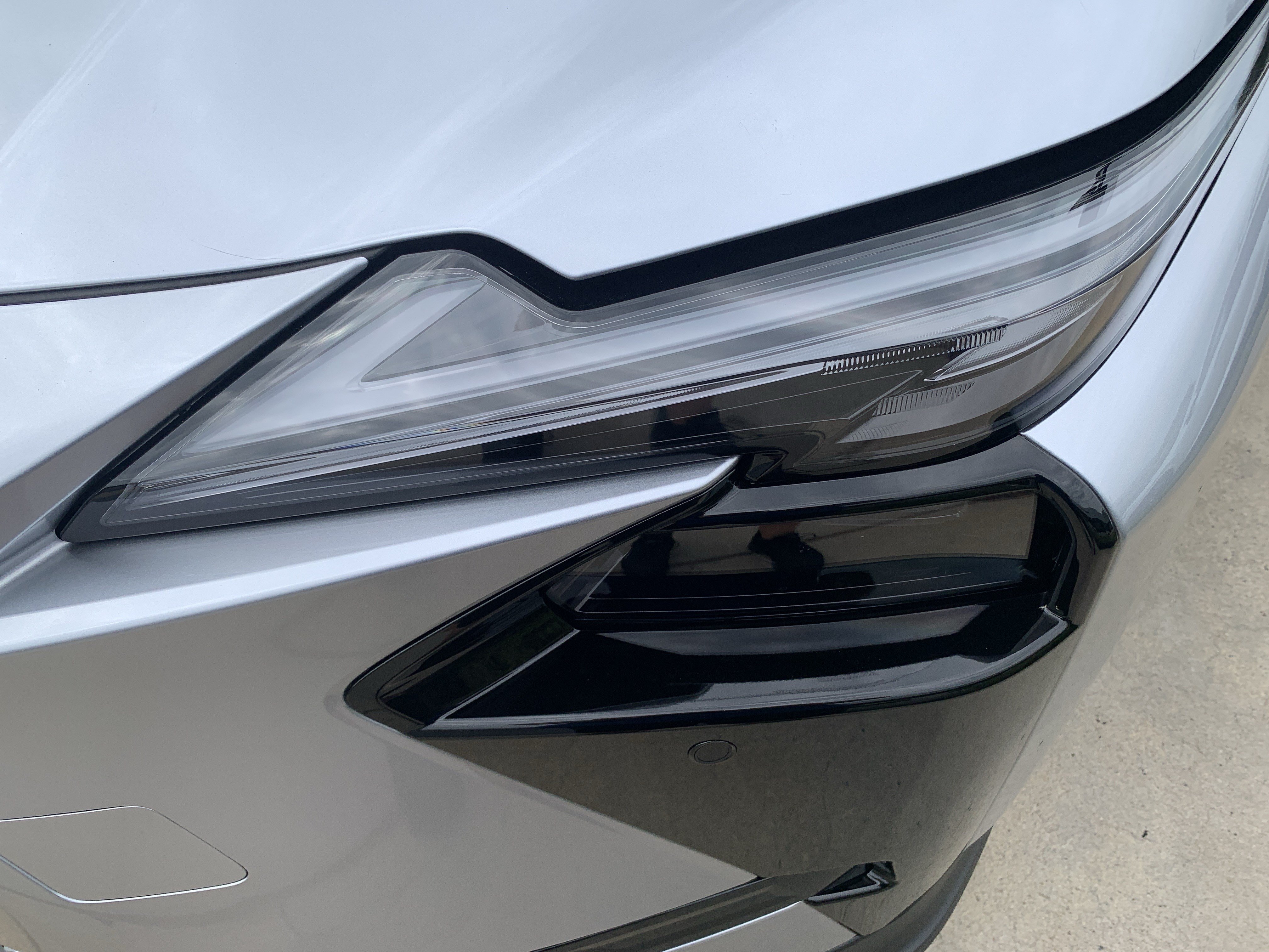 Used 2026 Lexus ES 350h w/ Convenience Package FWD image 6