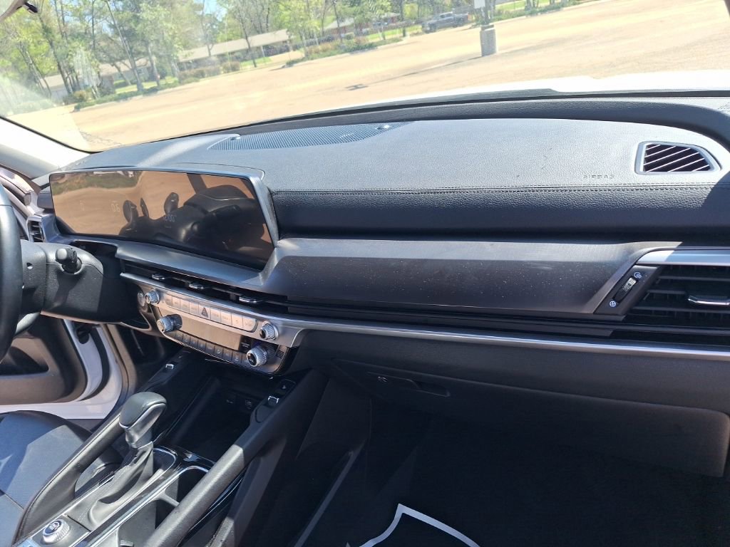 Used 2025 Kia Telluride S image 29