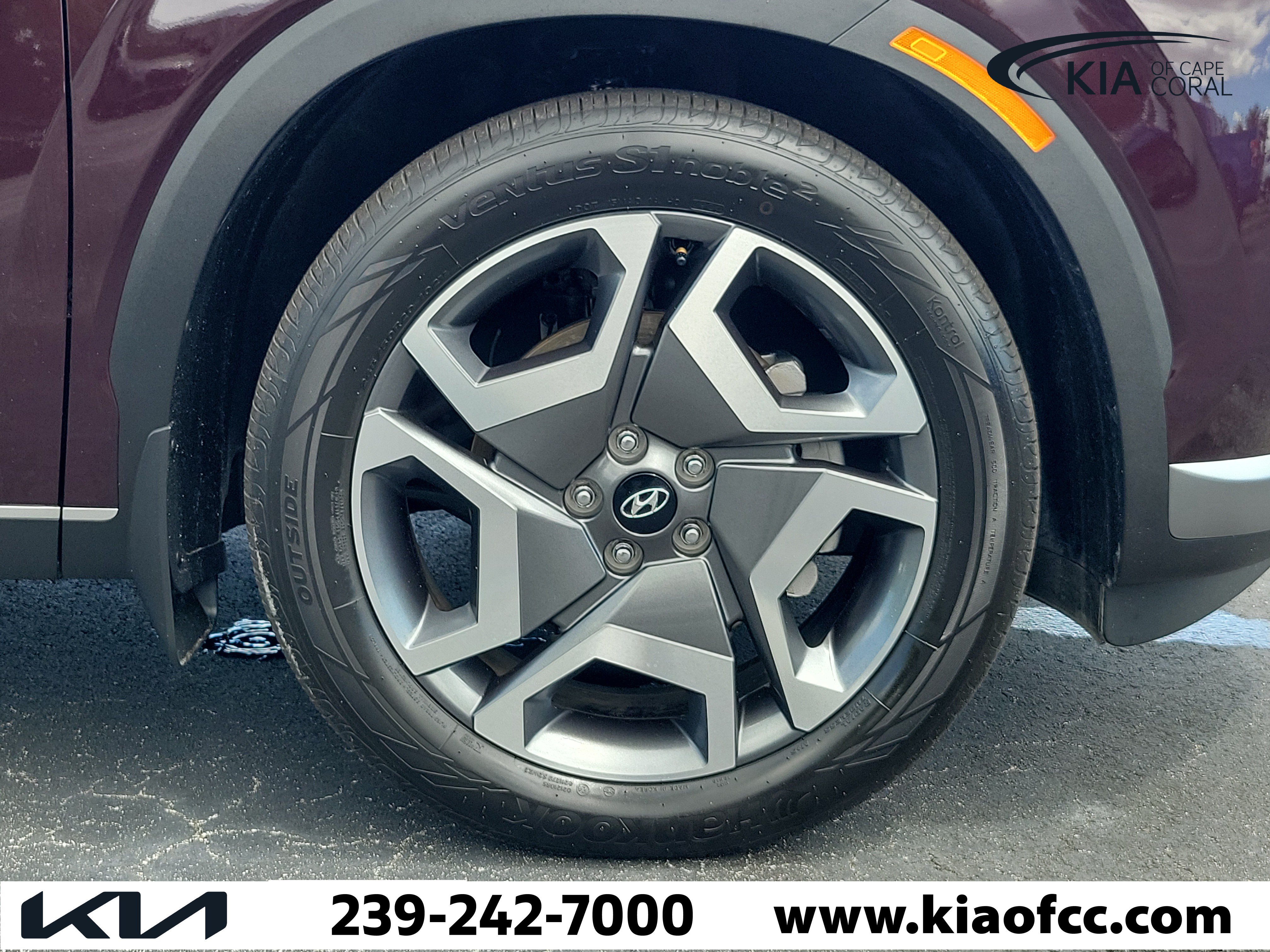 Used 2024 Hyundai Palisade SEL w/ Premium Package FWD image 7