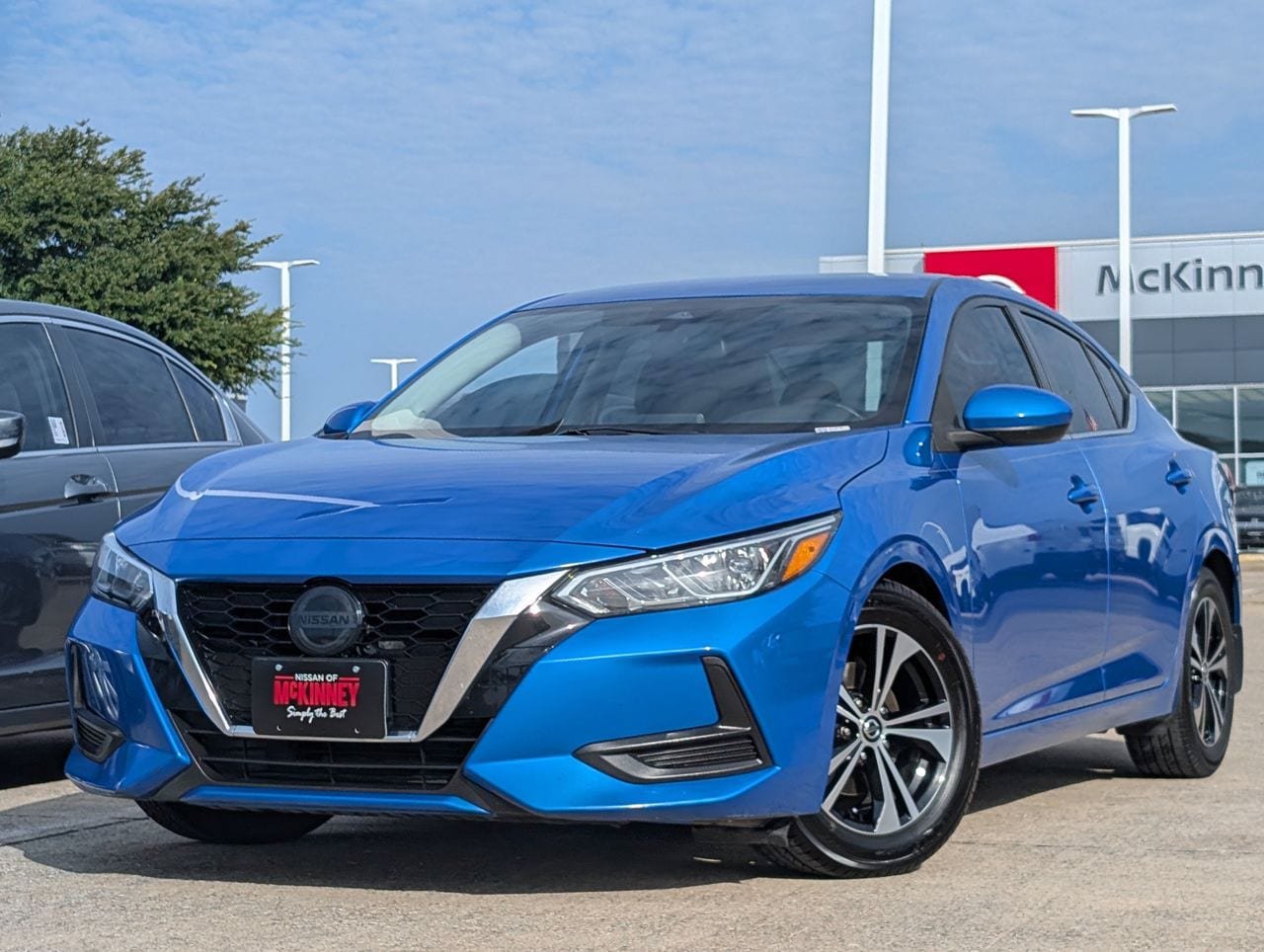 Used 2022 Nissan Sentra SV w/ All-Weather Package FWD image 2