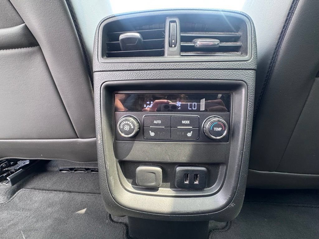 Used 2016 Buick Envision Premium AWD/4WD image 18