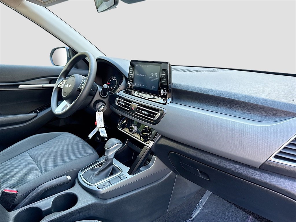 Used 2023 Kia Seltos LX image 26
