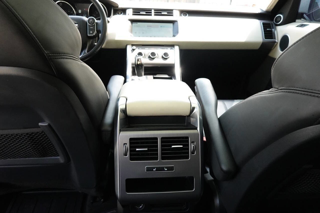 Used 2017 Land Rover Range Rover Sport HSE AWD/4WD image 27