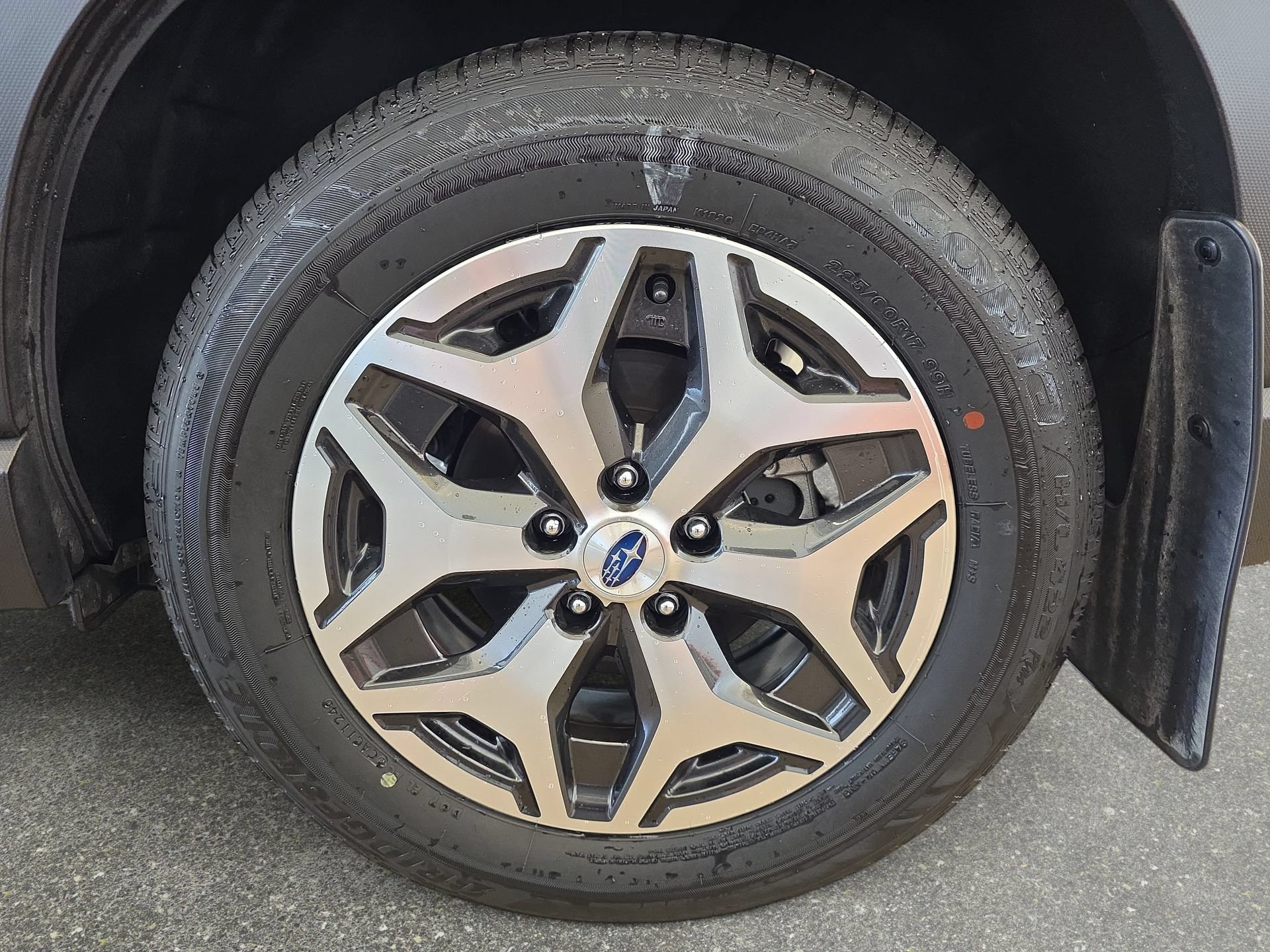 Used 2024 Subaru Forester Premium AWD/4WD image 32