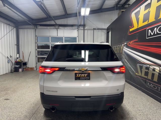 Used 2023 Chevrolet Traverse LT image 14