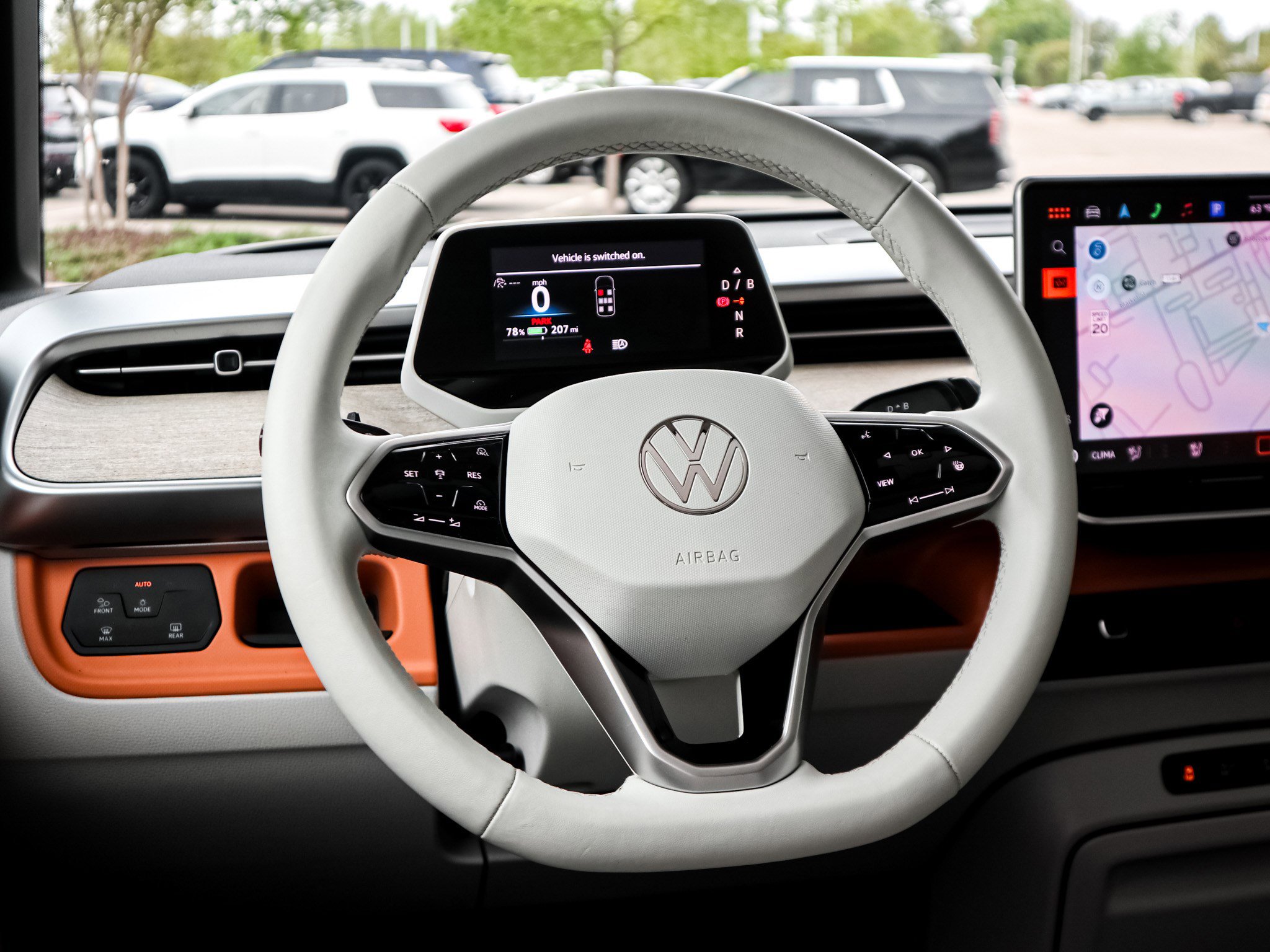 Used 2025 Volkswagen ID. Buzz 1st Edition RWD image 18
