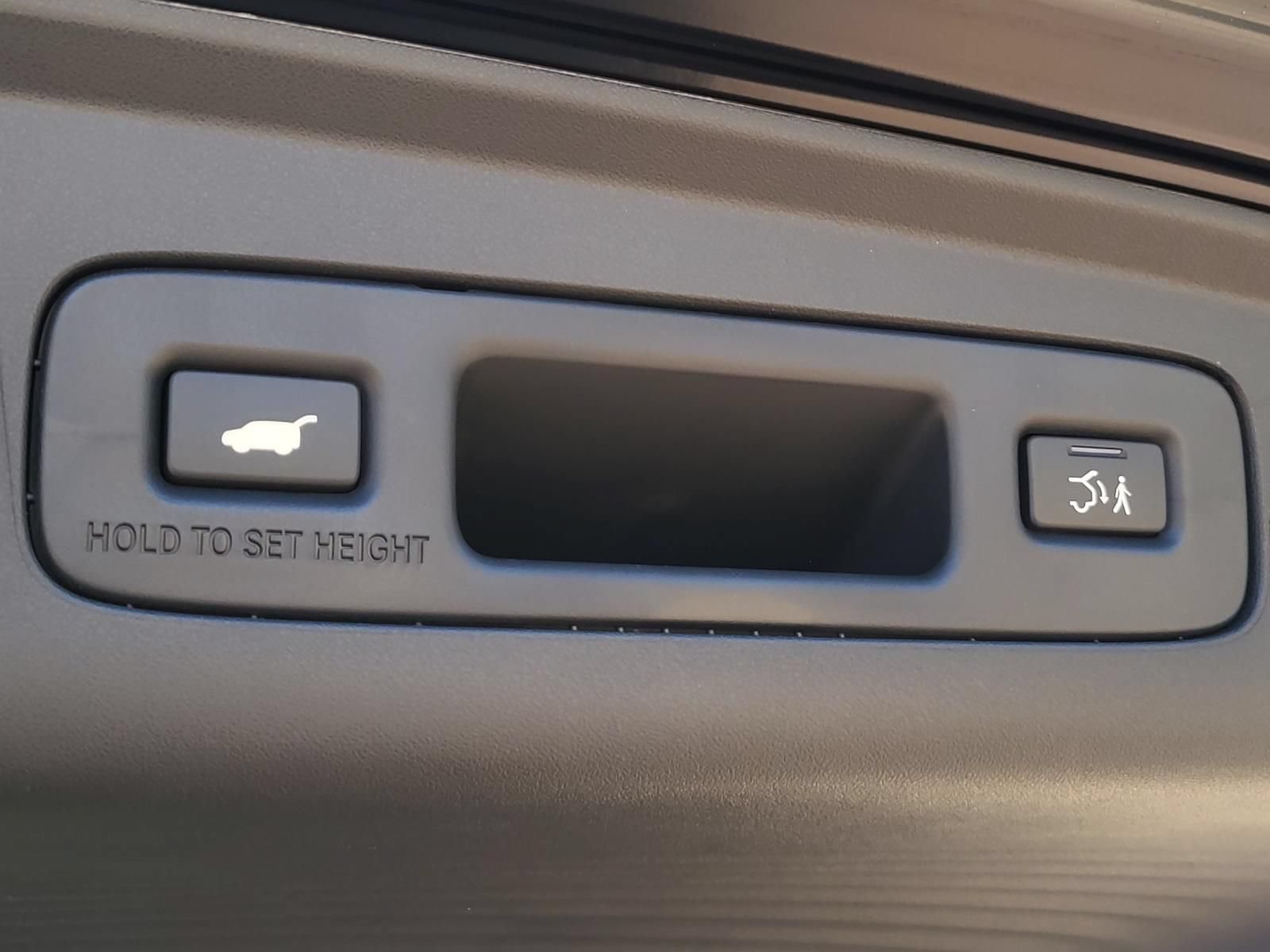 New 2026 Acura ADX AWD image 10