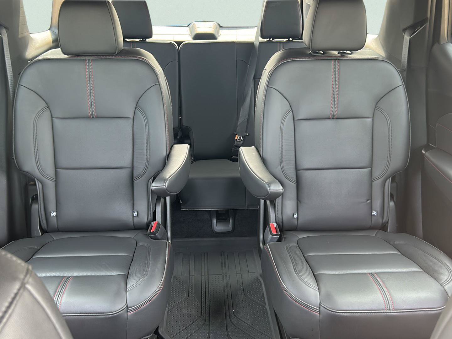 Used 2023 Chevrolet Traverse RS w/ LPO, Floor Liner Package AWD/4WD image 25