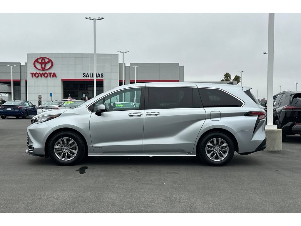 Used 2021 Toyota Sienna XLE FWD image 7