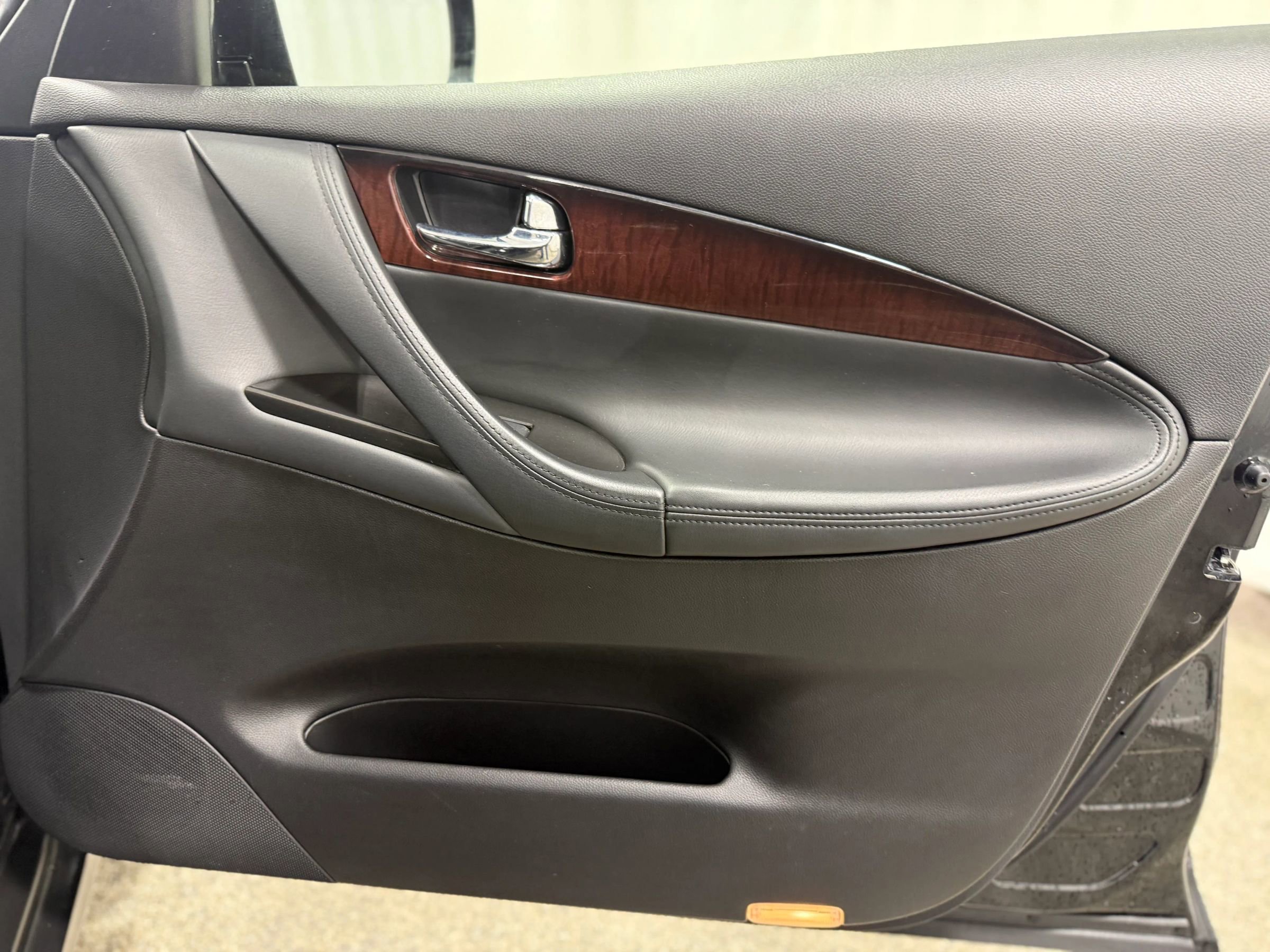 Used 2015 INFINITI QX50 Journey image 25