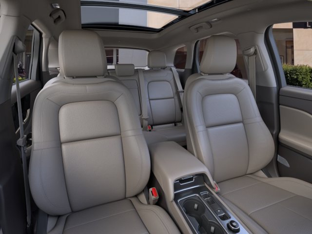 New 2024 Lincoln Corsair Grand Touring w/ Rear Removable Package Tray AWD/4WD image 10