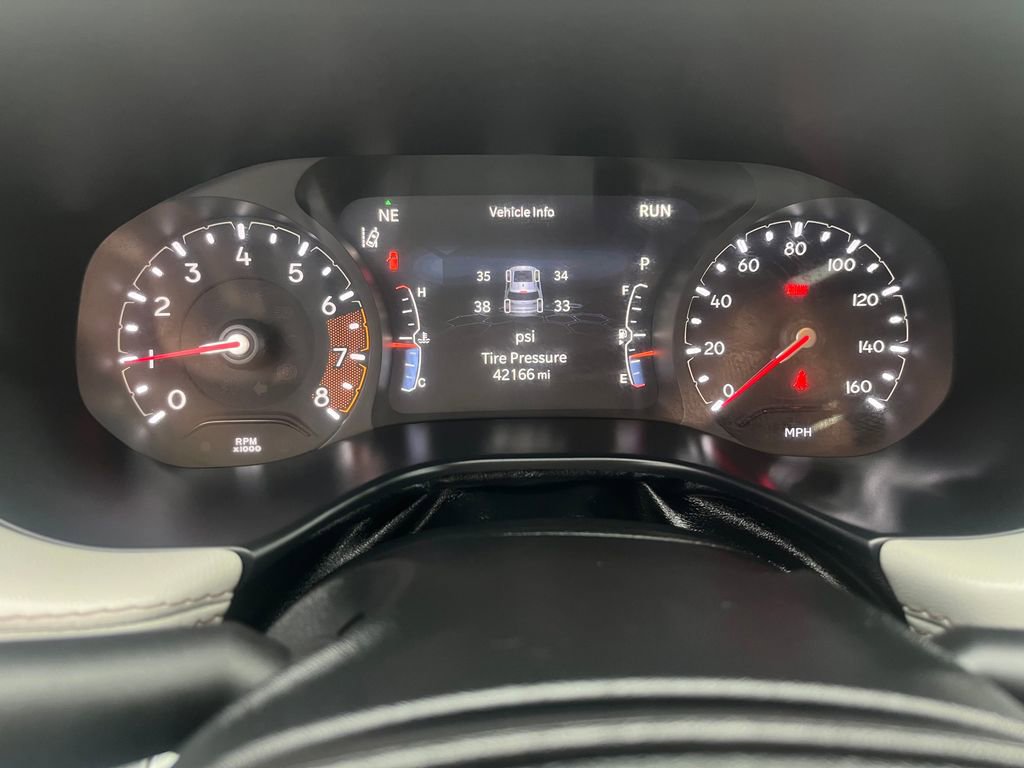 Used 2025 Jeep Compass Limited AWD/4WD image 31
