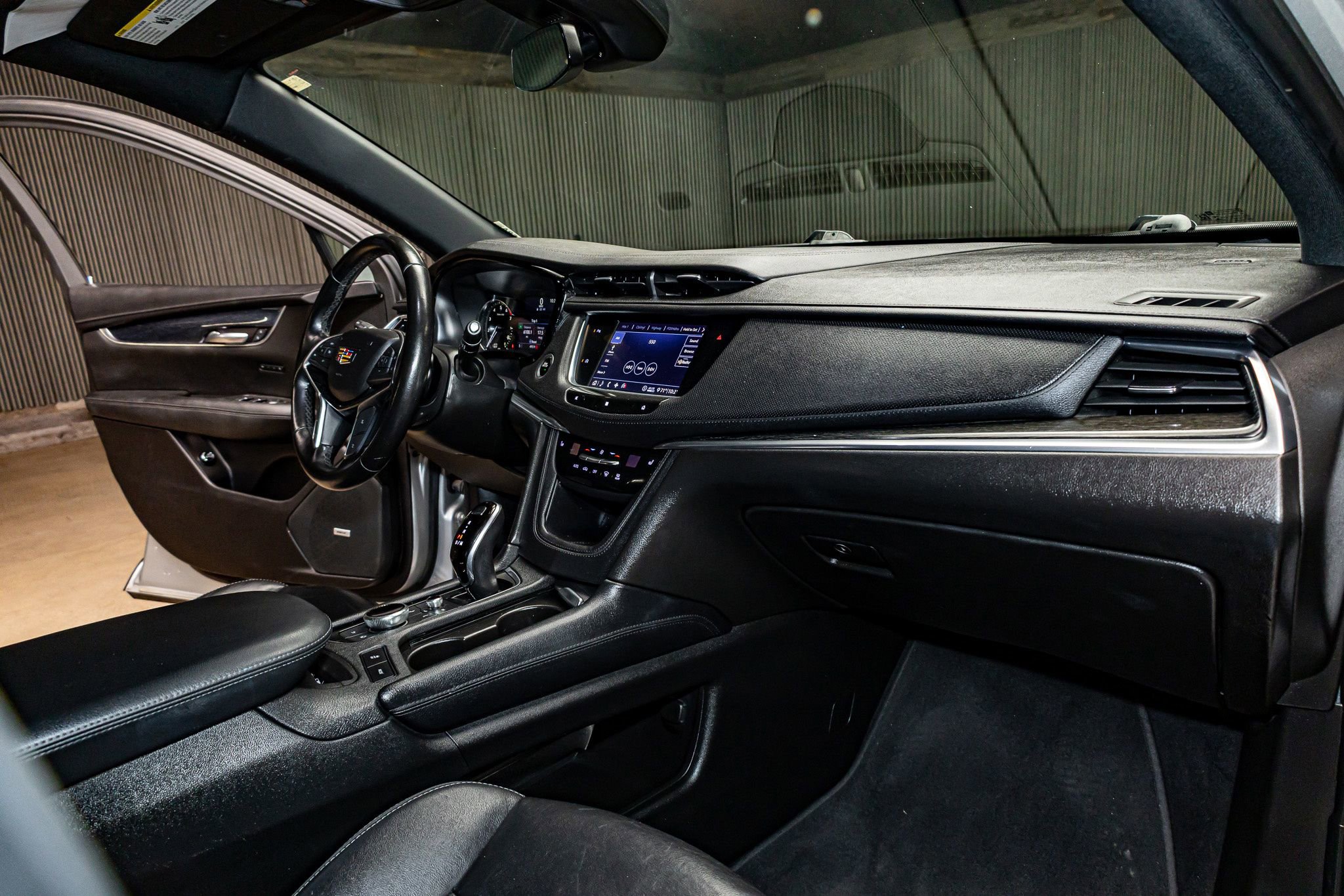 Used 2020 Cadillac XT5 Premium Luxury image 15