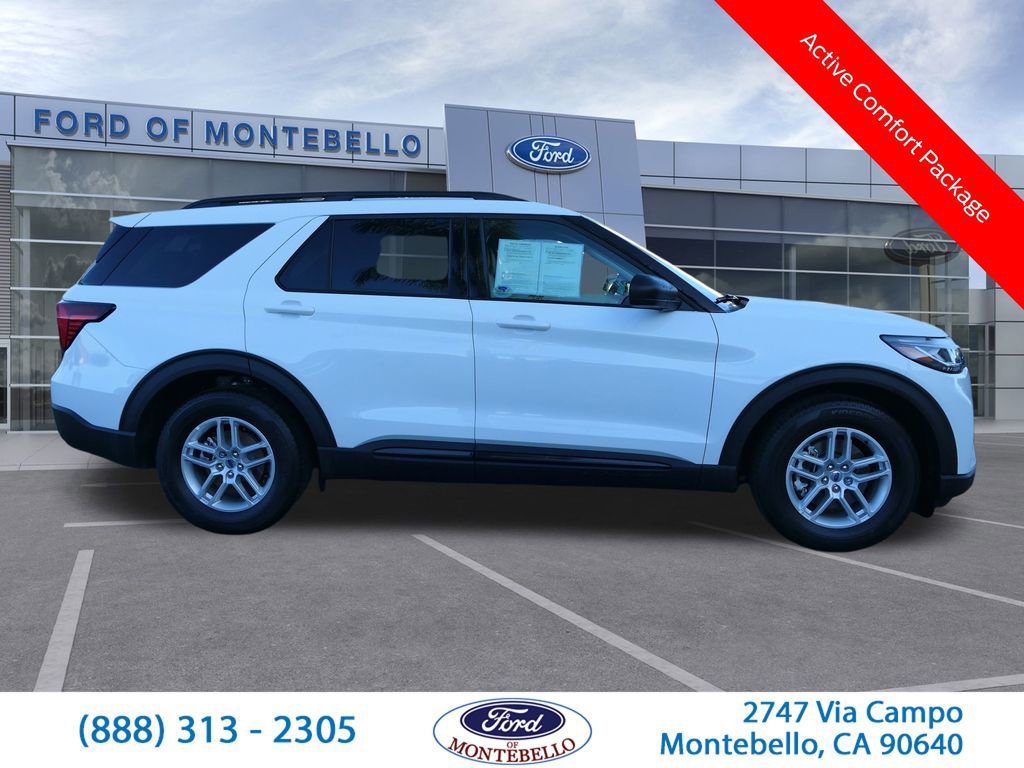 Used 2026 Ford Explorer Active w/ Active Comfort Package RWD image 2