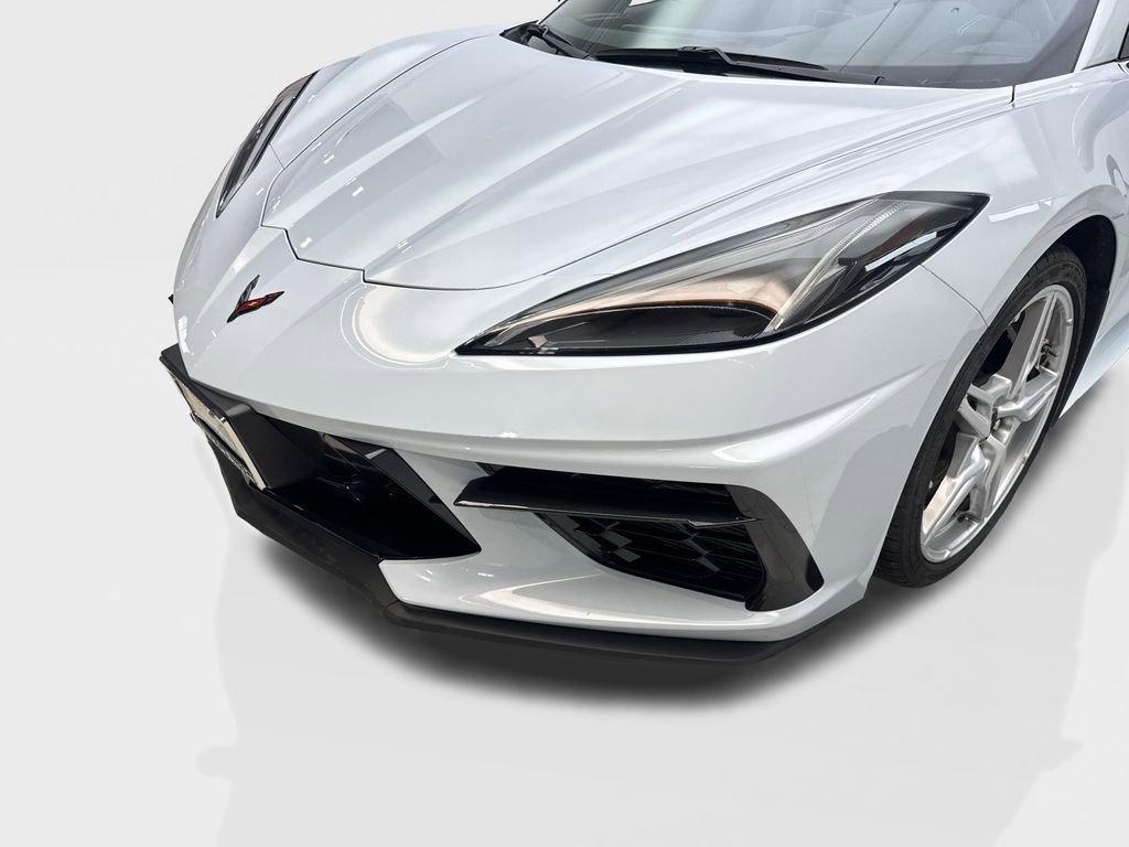 Used 2021 Chevrolet Corvette Stingray Coupe w/ Z51 Performance Package RWD image 16