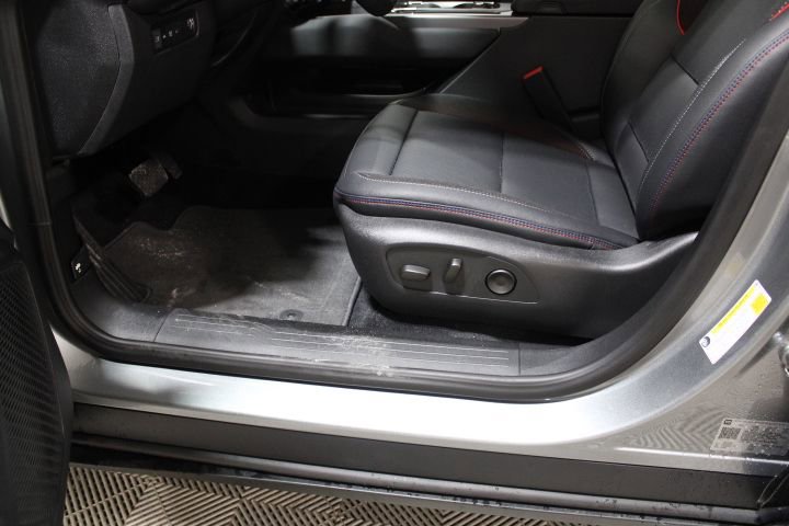 New 2026 Chevrolet Equinox EV RS image 20