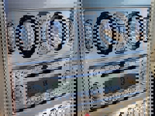 Used 2005 Chrysler Crossfire Limited image 14