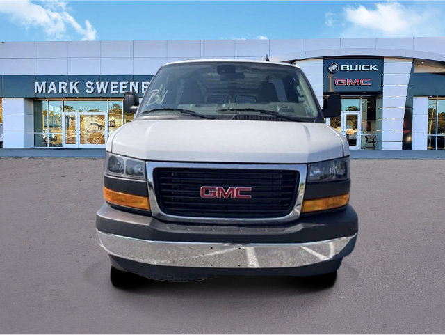 New 2025 GMC Savana 2500 Extended w/ Driver Convenience Package RWD image 3